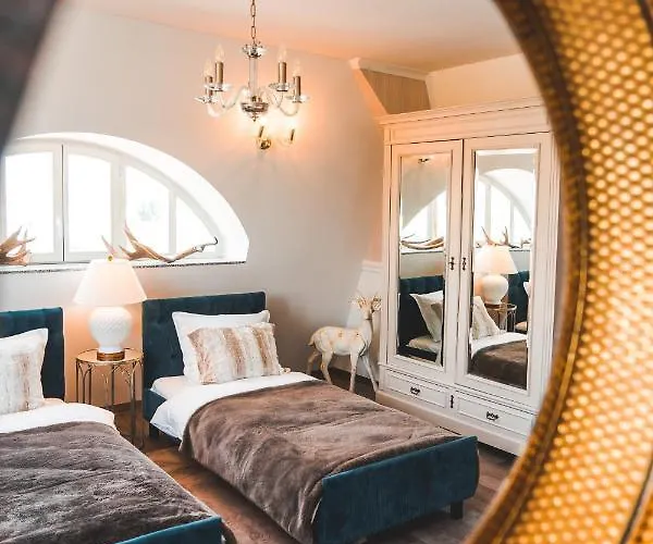 Palac Rajkowo Nocleg ze śniadaniem