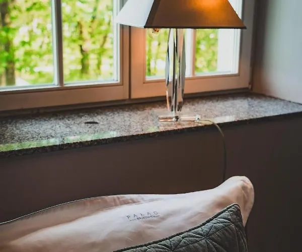 Palac Rajkowo Bed & Breakfast 4*