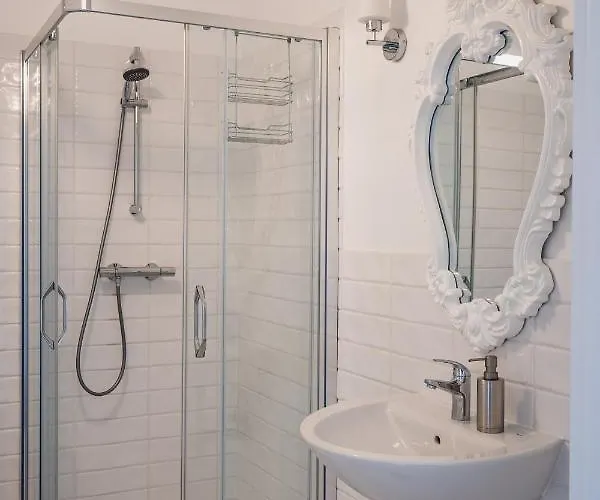 Palac Rajkowo Bed & Breakfast Szczecin